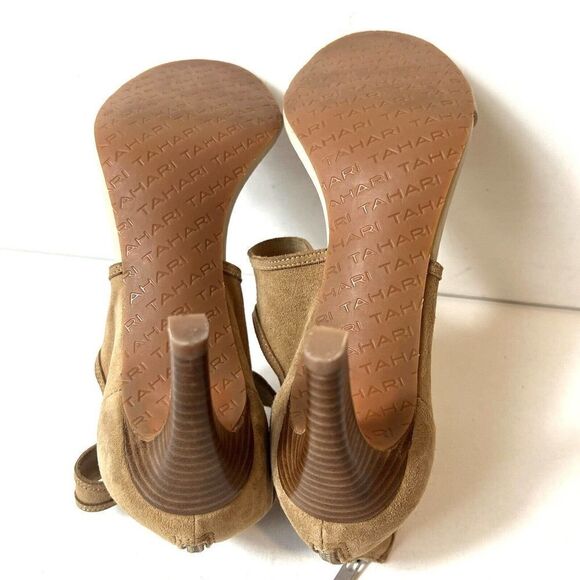 Tahari Suede Leather Heeled Sandals Women's Sz 9M Brown Beige Open Toe Back Zip - Picture 12 of 12